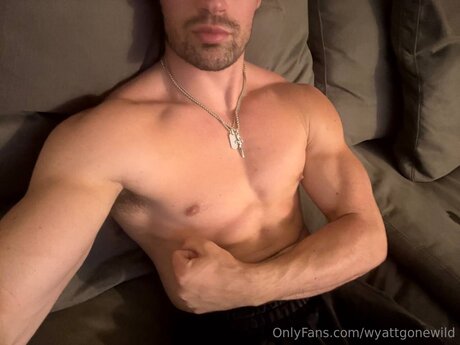 Wyattgonewild model perfect photos