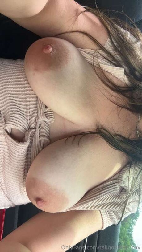 busty mom onlyfans beautiful xxx photo