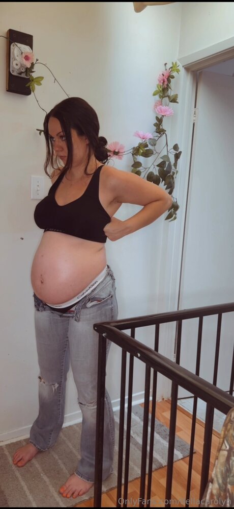 Dellacarolyn free pornstar img