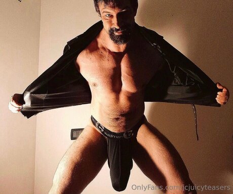 Jcjuicyteasers nice model img