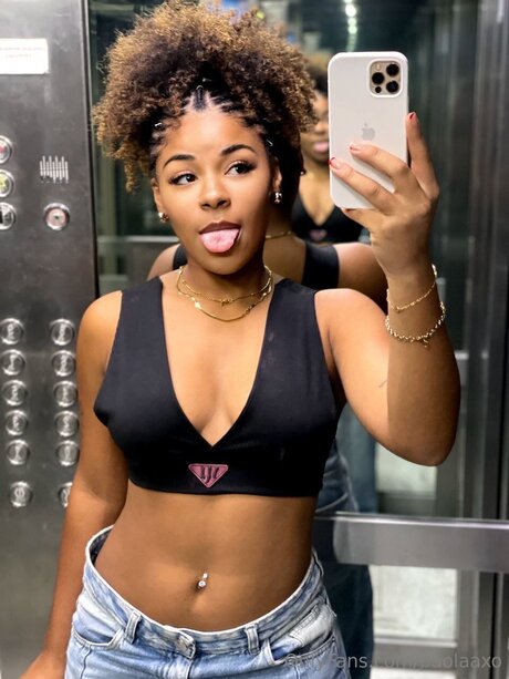 Paolaaxo star adult images