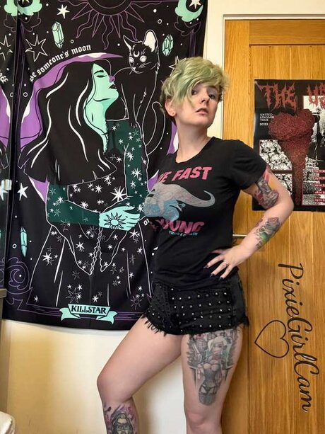 Pixiegirlcam hd actress photos