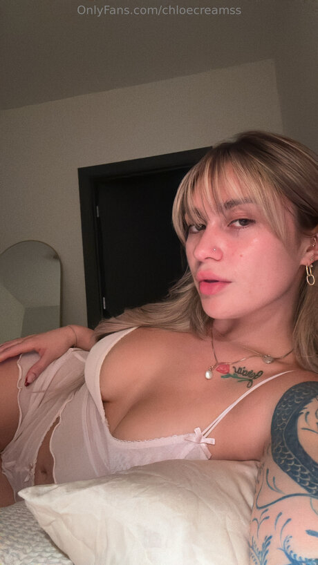 busty bbw onlyfans naked picture