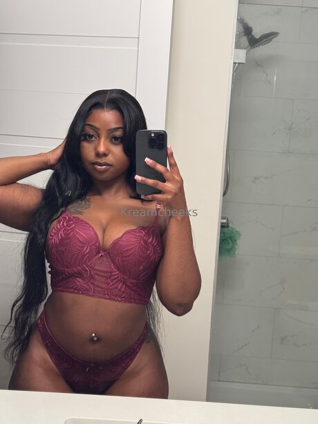 Kreamcheekss sexy pornstar images