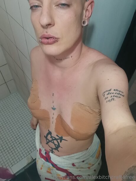 shemale cumshot onlyfans sexy naked picture