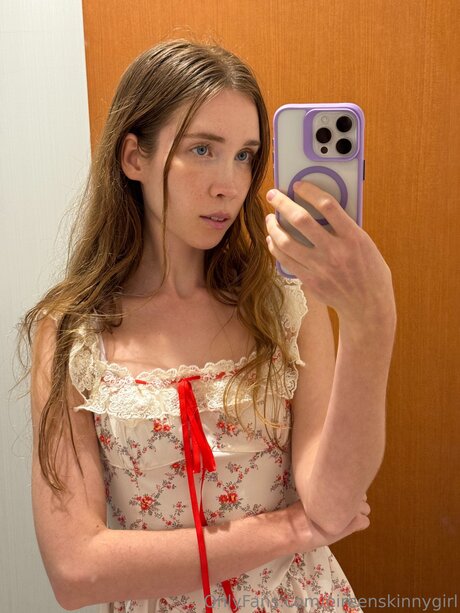 Eireenskinnygirl art model images