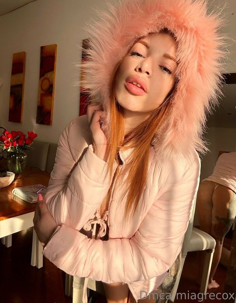 Miagrecox star nudes pic