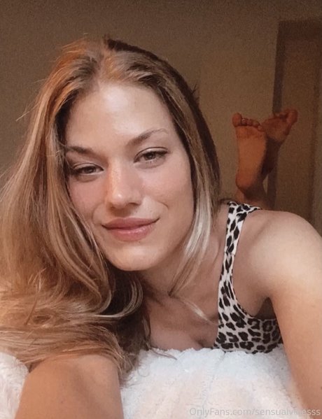 Sensualvibesss star top pic