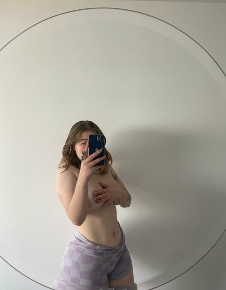 Zoomson beautiful actress photos