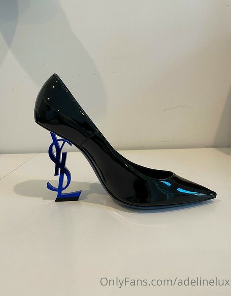 Adelinelux xxx model pics