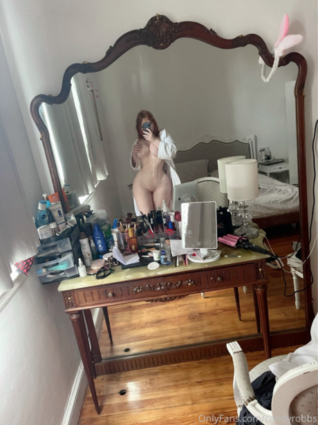 busty mom onlyfans nudes pic