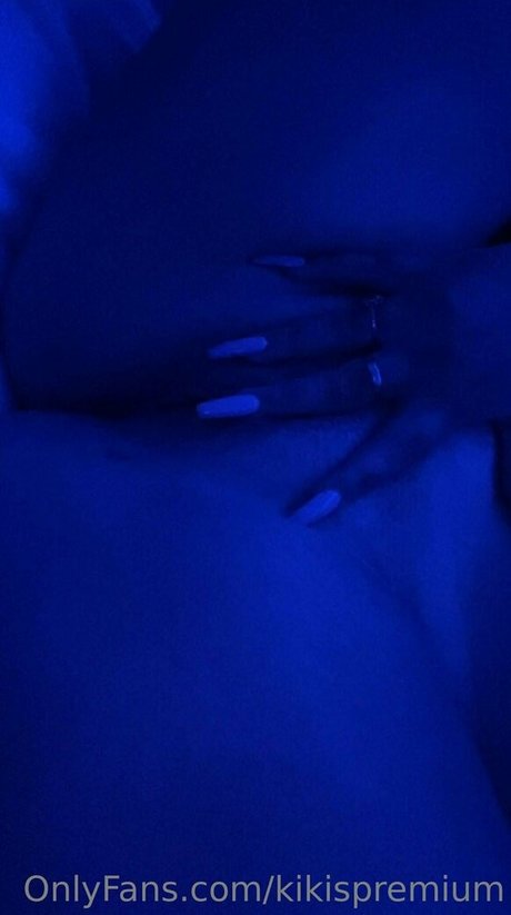 Kierra Ferris model naked images