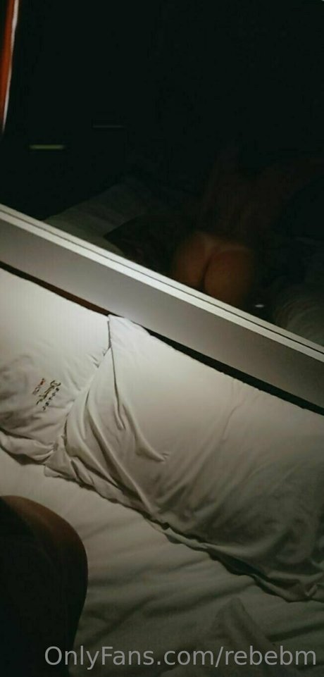 Rebeca Burgos pretty actress img