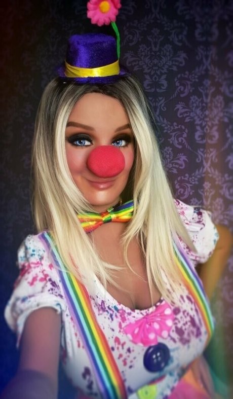 zoeyclown pornstar beautiful pics