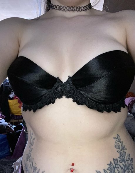 zombieciz adult actress pictures