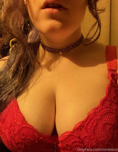 zombieciz sex model galleries