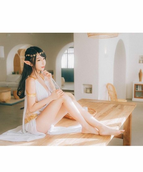 Zoe So pornstar high quality picture