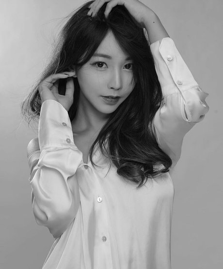 Zoeso beautiful pornstar photos