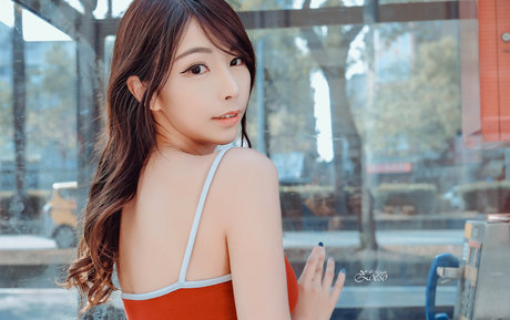 Zoeso nude star image