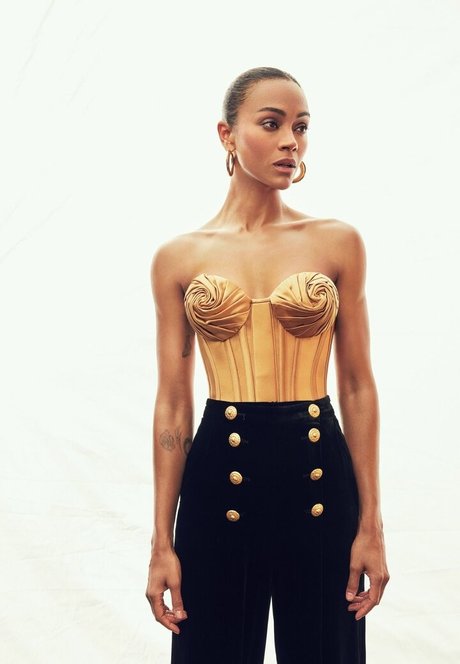 Zoe Saldana erotic pornstar galleries