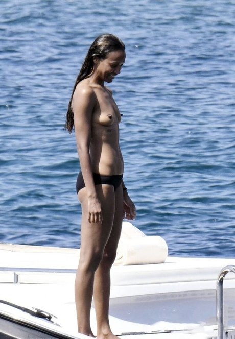 Zoe Saldana star nice images