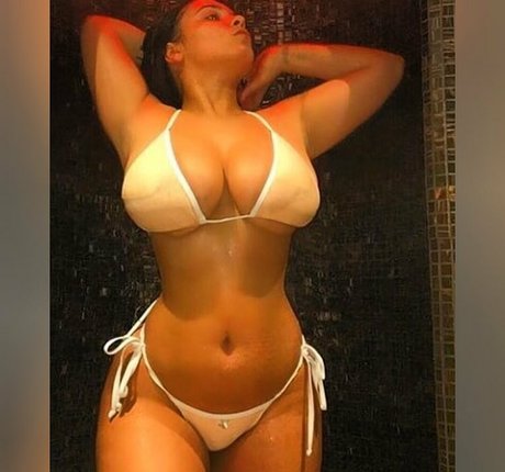 trans girl onlyfans hot sexy image