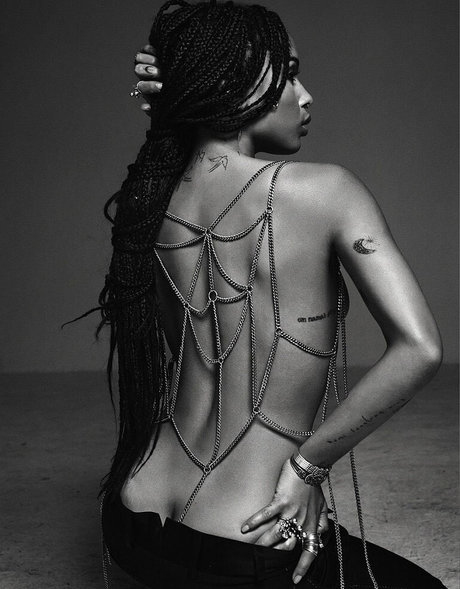 Zoe Kravitz nice model galleries