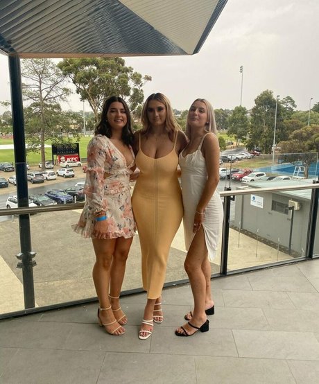 shemale fucks girl onlyfans art nude images