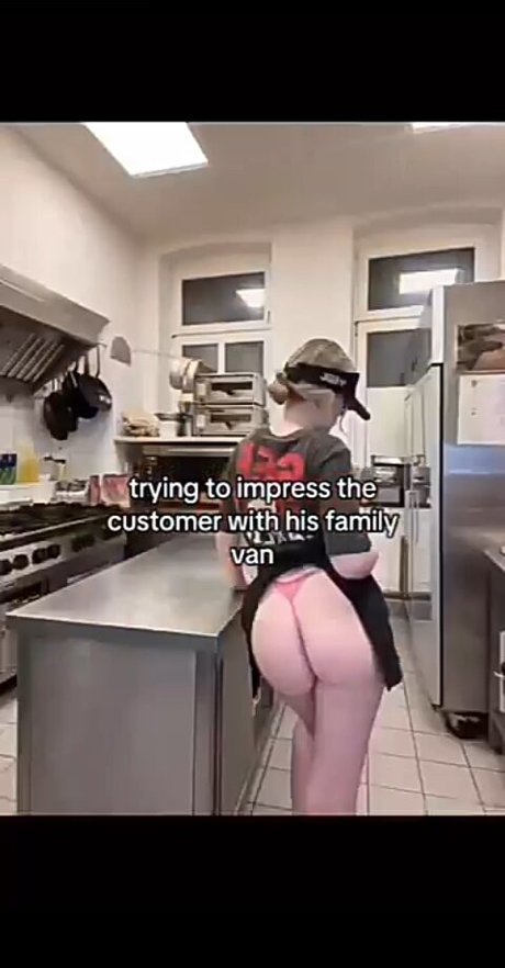 zoeeyyy hd actress archive