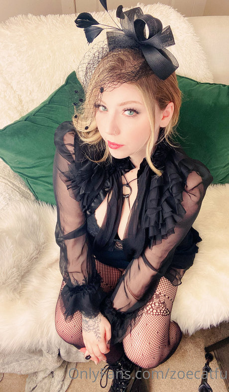 trans girl onlyfans naked pic