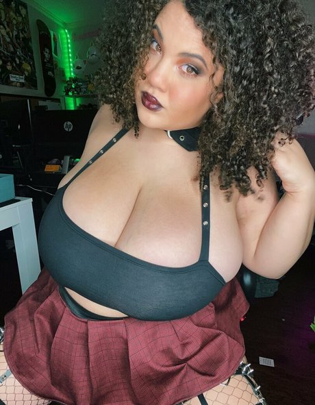 Kweenbailey23 naked star photos