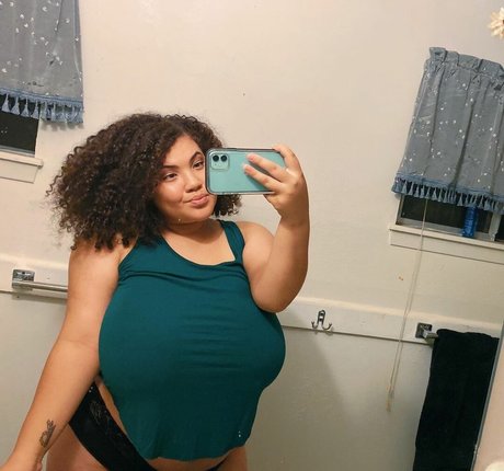 Kweenbailey23 model hot gallery