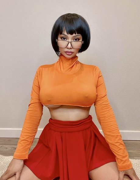 tiny asian onlyfans hot xxx images