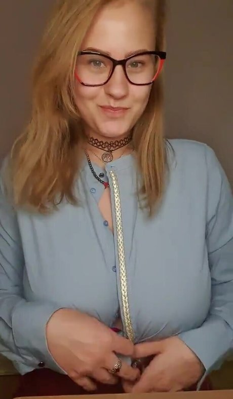 Pola Rainbow perfect actress archive