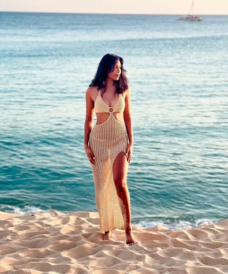 Clemence Botino model sexy pics