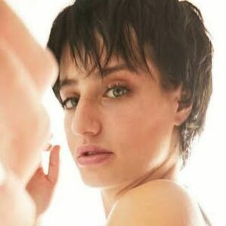 Bruna Griphao model hot galleries