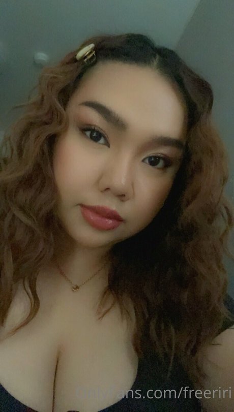 freeriri model nudes pic