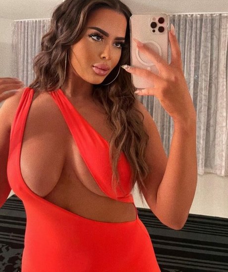 ghizlane xoxo nudes actress gallery