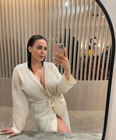 ghizlane xoxo star gallery