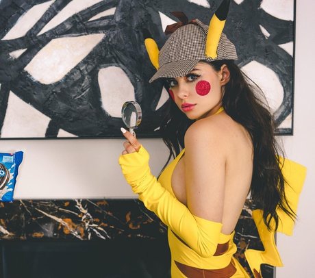 Azzyland exclusive pornstar galleries