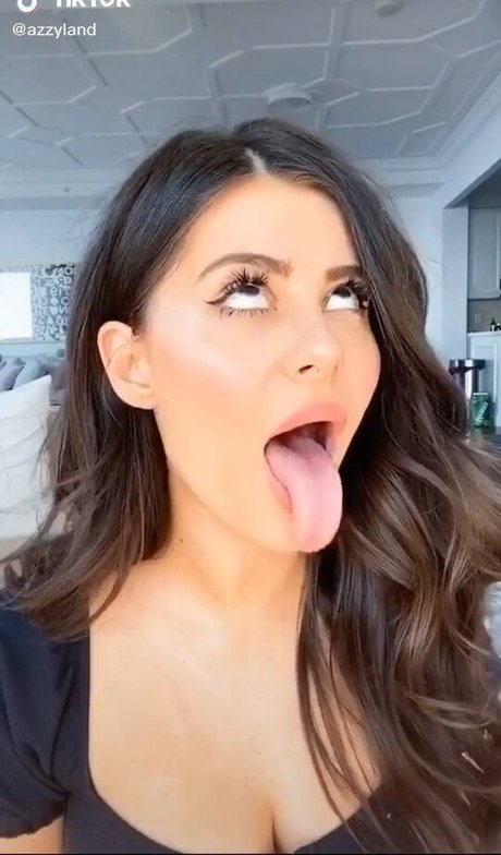 Azzyland best model pictures