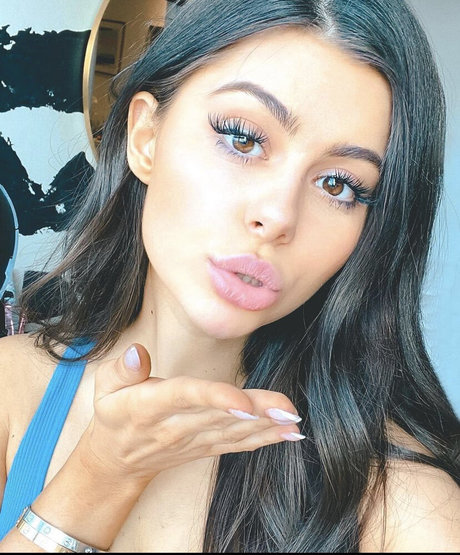 Azzyland perfect pornstar archive