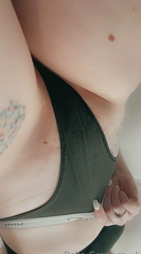 blonde shemale onlyfans exclusive archive