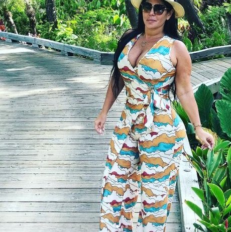 Coroa Gostosa sexy pornstar archive