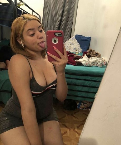 Sesy Dadoll pornstar xxx img