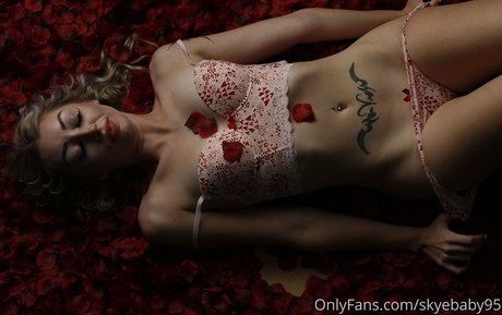 skyebaby95 exclusive star picture