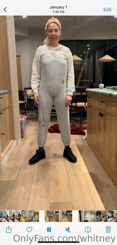 Whitney Cummings pretty model picture