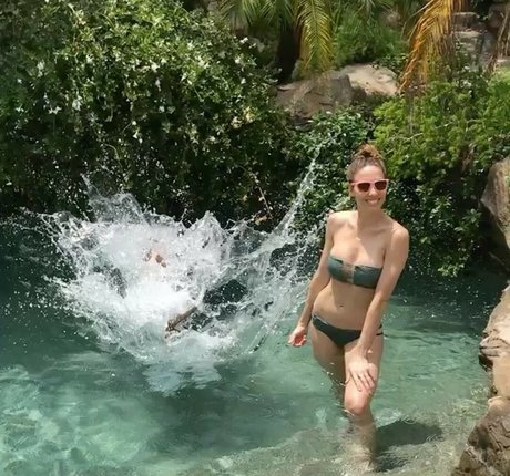 Whitney Cummings pornstar sexy galleries