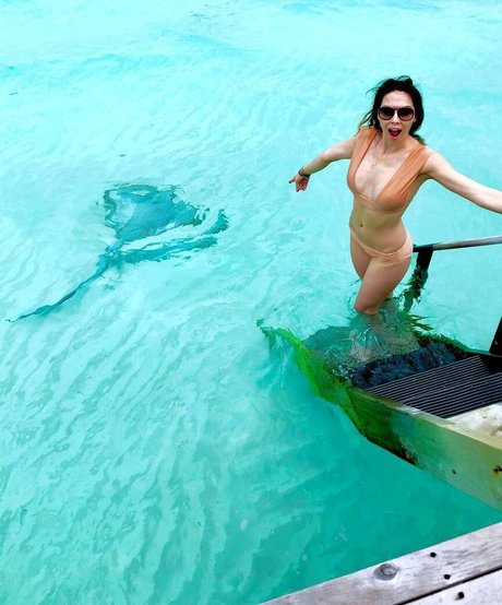 Whitney Cummings pornstar sex galleries