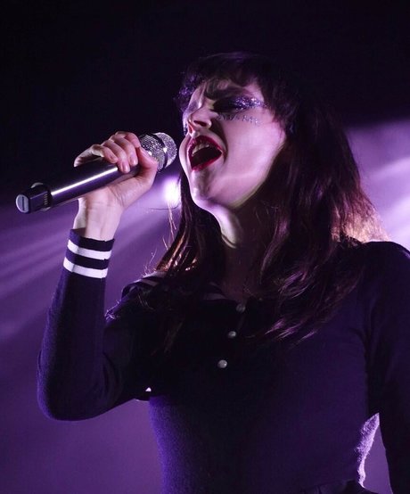 Lauren Mayberry pornstar pictures